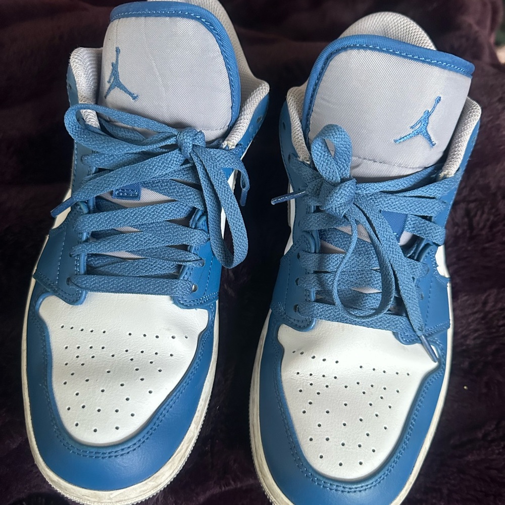 Nike Blue and White Men's Sneakers